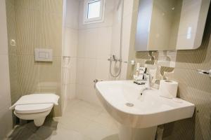 Mabaat-White Pearl Compound 600 B Villa 5