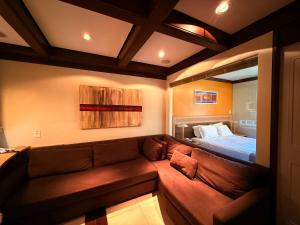 Flat 1005 Moutain Village