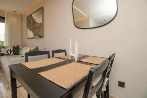 2 Bedroom Apartment City Center