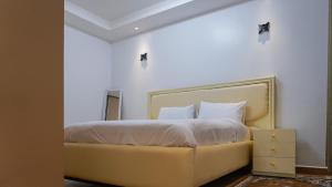 Stylish 1 -bedroom apartment in parklands with pool, and modern gym