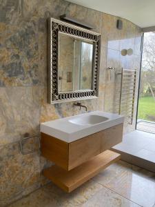 Modern Country House