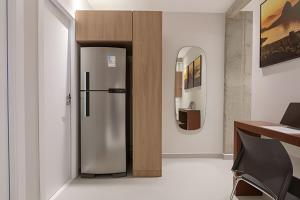 Ipanema: Do lado da Praia, Metrô, Rest e Comércio!