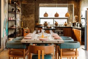 Modern Artistic 5BR Haven in Canggu Berawa