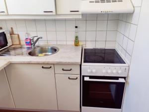 Costal Stay with Forest Views