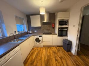 Premium Village Stay near Train & Loch