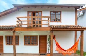 BC Praia Estaleiro - 2 Vagas, Ar, Churras e Pet OK