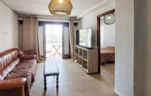 Amazing Apartment In Alicante With Wifi