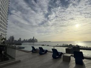 Ocean View Apartment, 35th Floor