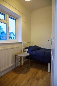 Stylish Wembley Home with Hot Tub, Parking & Garden