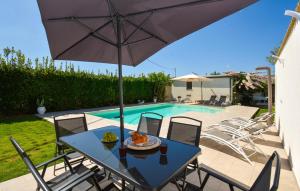 Stunning Home In Roccazzo