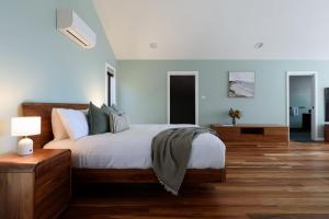 Elevated Modern Escape with Tennis Court Access