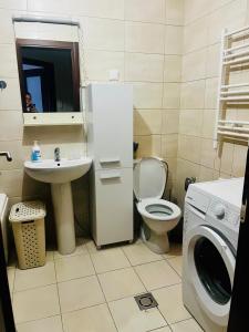 Bright Practical Apartment Great Mountain View - Easy Parking & Fast WiFi