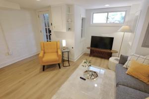 Parkside Living - Steps from Lincoln and Stanton Park