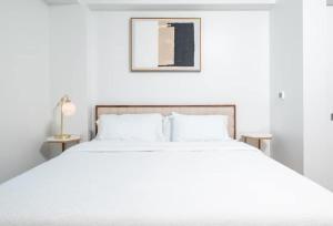 Lux 2BR w Gym Pool sleep 6 in Assembly Square