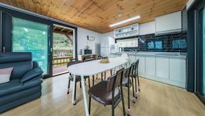 Gyeongju Haneulbit Private Pool Villa