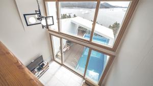 Geoje Happy Dog Pet Pension Pool Villa, Dog Only