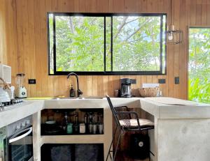 Cabaña Grande océan and jungle Infinity swim pool