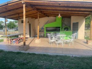 cabaña a metros del rio