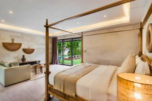 Zivana Spacious 6 BR Private Pool Villa ZN306