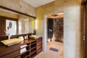 Zivana Spacious 6 BR Private Pool Villa ZN306