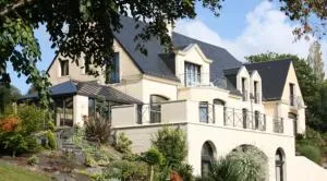 马尔特骑士城酒店 - 维勒迪厄雷波埃勒