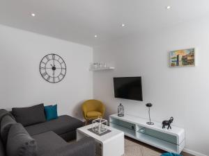 Holiday Home Monika - Two Bedroom Holiday Home with Terrace and Sea View