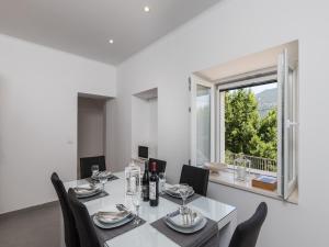 Holiday Home Monika - Two Bedroom Holiday Home with Terrace and Sea View