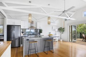 Nautilus Rise – Panoramic Bay Coastal Views