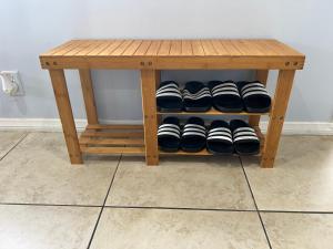 9621 San Juan - South Gate CA - Quick Drive to Hollywood & Beaches