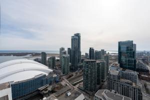3BR Skyline Condo - By CN Tower & MTCC & Free Parking