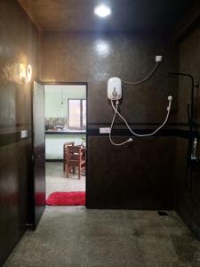 Sri Holiday House - Hikkaduwa