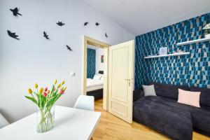 The Triple Suite For Large Group