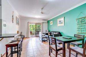 Liana 10 One bedroom beachfront views