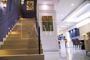 Cyberjaya - Puchong Luxury Private Swimming Pool Villa with BBQ - Corner lot up to 20 Guests