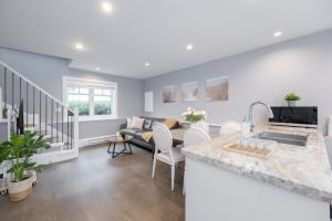 Brand New Stylish 2 bedrooms Suite in Shaughnessy
