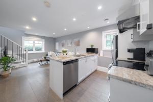 Brand New Stylish 2 bedrooms Suite in Shaughnessy