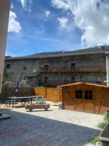 Gîte 14 pers LesOursFanfarons spacieux chaleureux