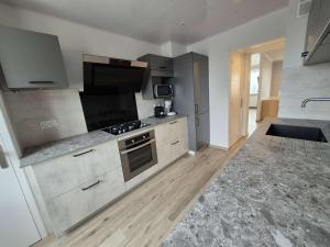 Appartement lumineux 53m², 5 couchages, proche plages, animaux admis - FR-1-674-53