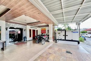 RedDoorz at Vania Residence Medan