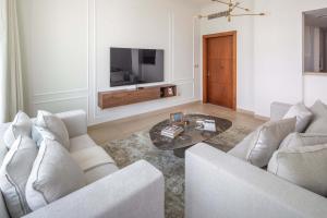 Frank Porter - Burj Vista Tower 1