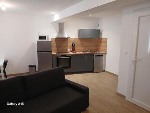 Beau studio au centre du vieux Nyons en Drôme Provençale