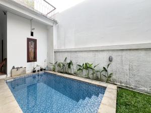 Kanha Homestay near Pantai Pandawa RedPartner