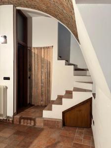 Cozy Apartment Near Lake Como, Sleeps for 4