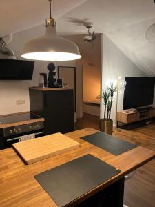 Sorglos in Poing - Messe München, Marienplatz, Therme Erding
