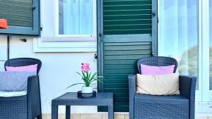 Trilocale con giardino, posto auto e wi-fi - P034