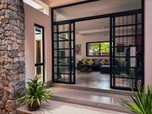 Tropical Garden House