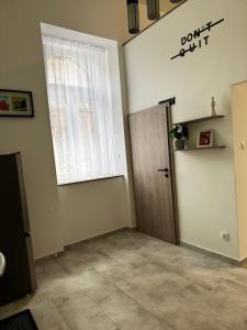 The Velvet Residence With FREE PARKING