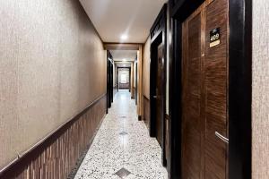 RedDoorz Plus at Paragon Nagoya Hotel Batam