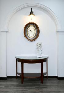 The Elegant Comfort Corner