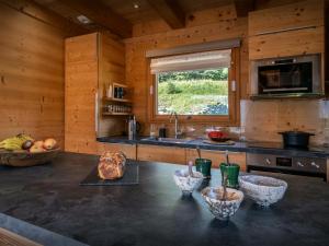 Chalet Le Charmieux - OVO Network
